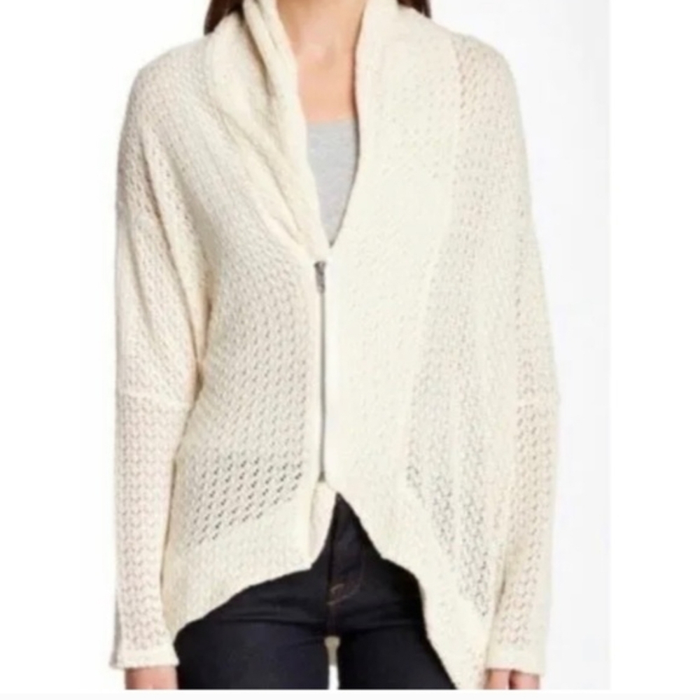 Crochet Lace Cream Top